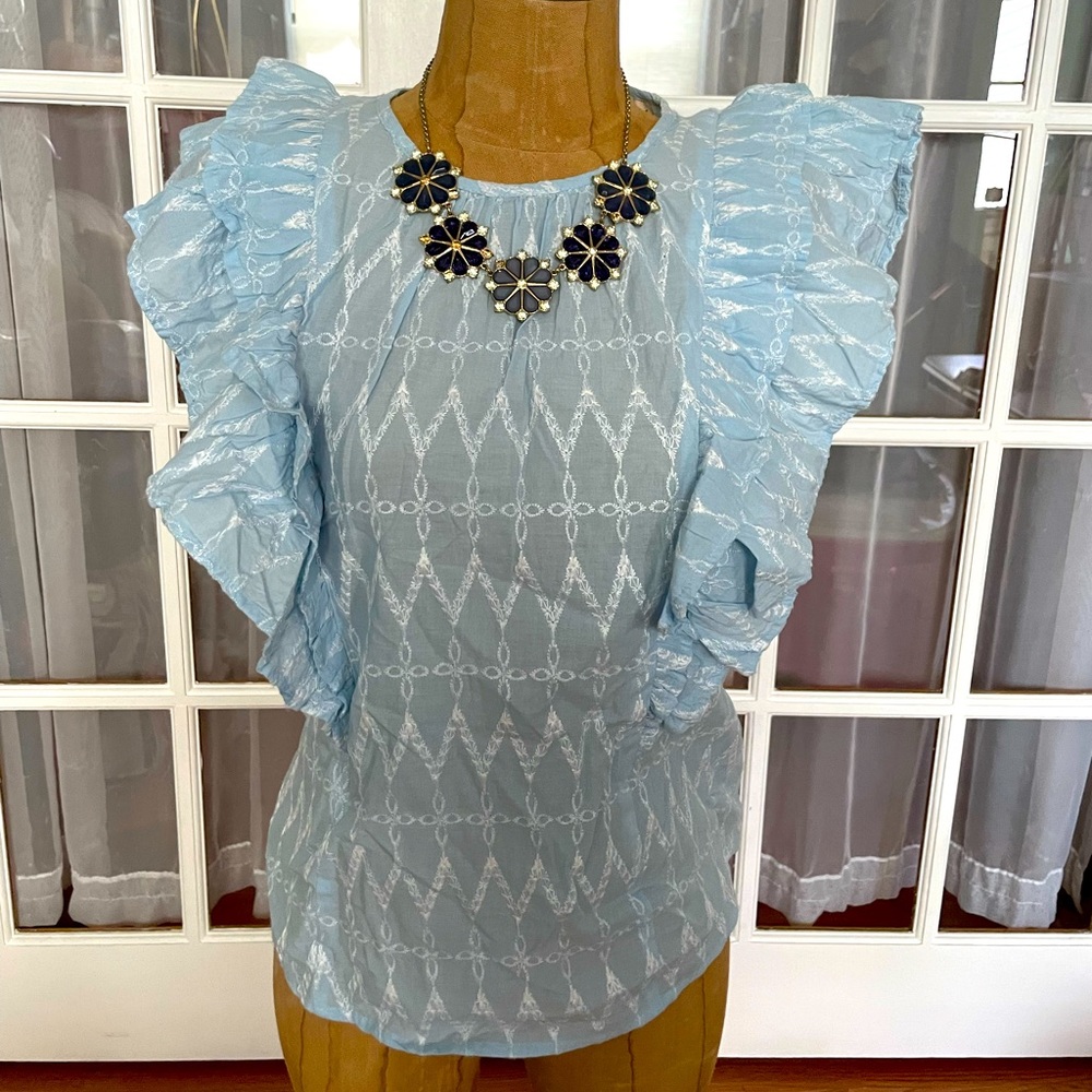 Universal thread 100% cotton baby blue blouse top vacation resort summer spring